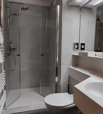Comfort Atlantic Muenchen Sued 3* 오토브룬