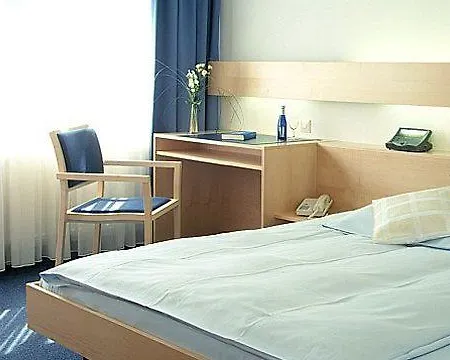 Comfort Atlantic Muenchen Sued 3* אוטוברון