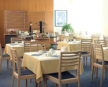 Comfort Atlantic Muenchen Sued 호텔 오토브룬